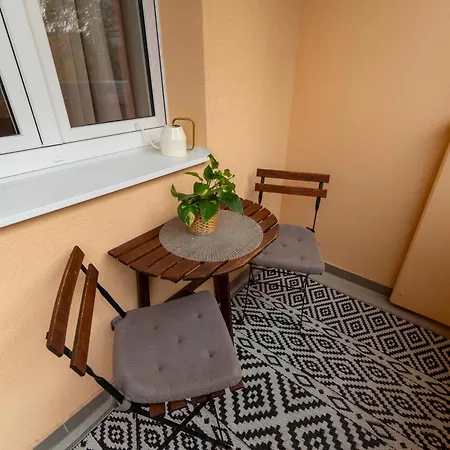 Stylish Modern With Winter Terrace Apartmán